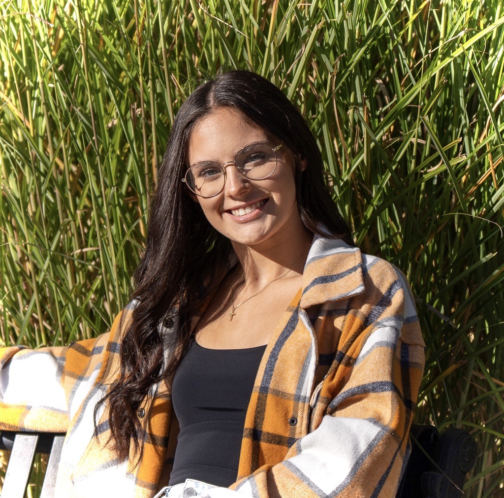 Lauren Cobb headshot